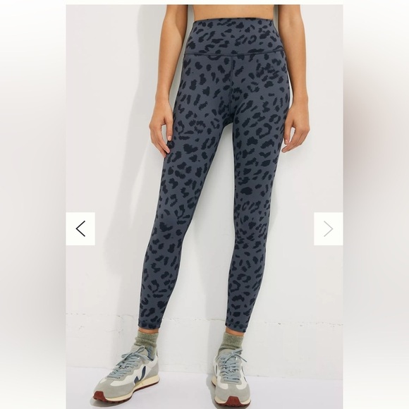 Allfenix Anthropologie Grey / Black Leo Leopard Leggings Women’s size Medium​​ - Picture 12 of 15